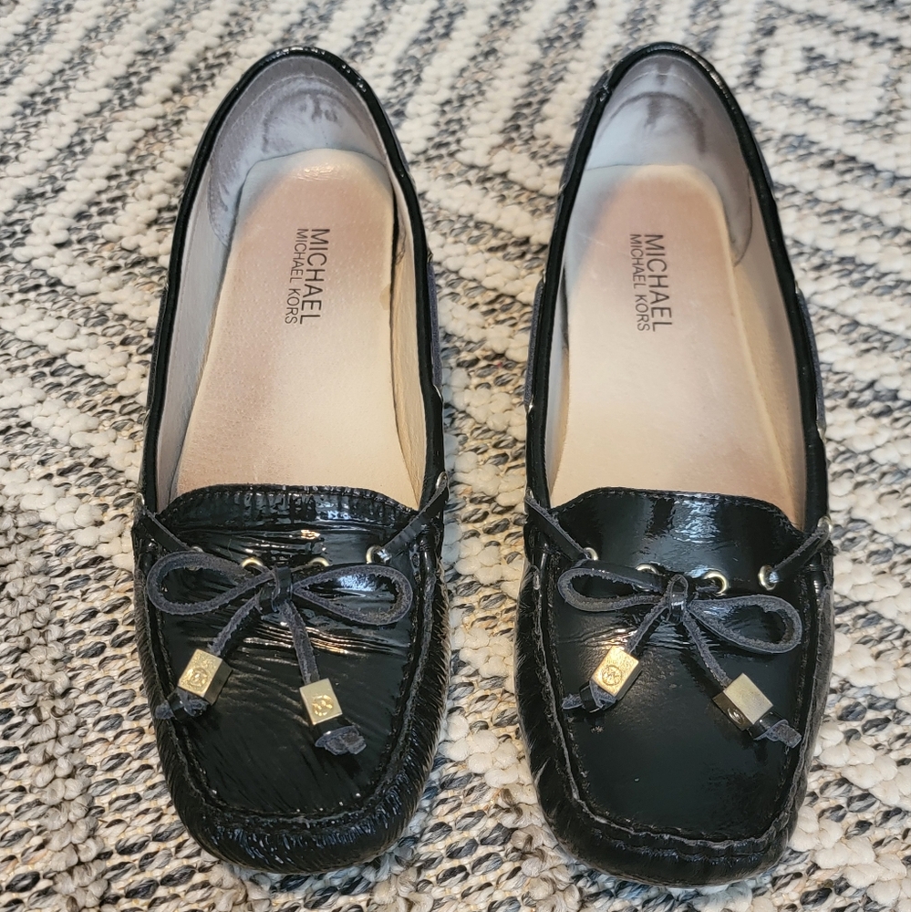 🔴Michael Michael Kors Black Patent Leather size 8